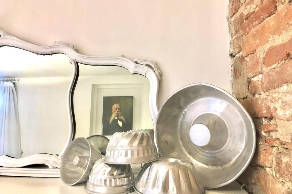 Punto Luce Home In Center Of Verona Bagian luar foto